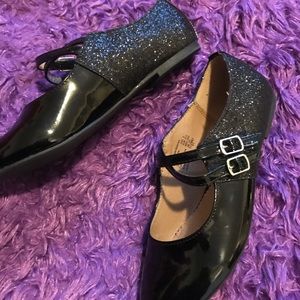 Ladies black flats American Eagle